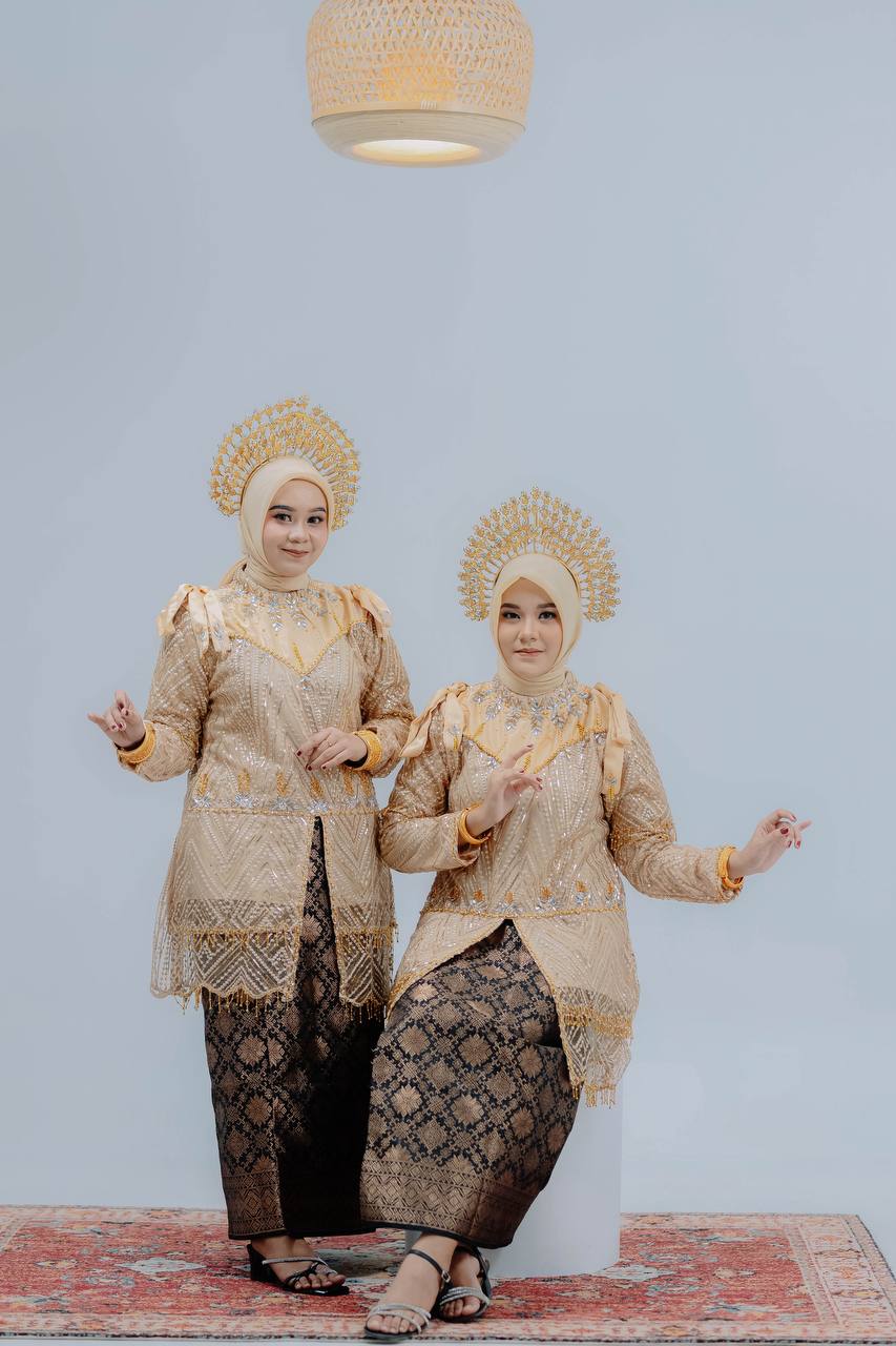 GOLD CETAR