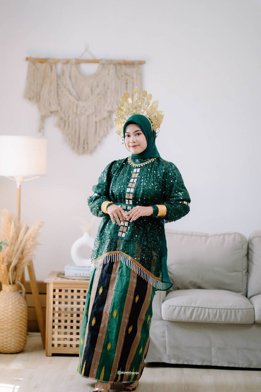 HIJAU DATU CETAR